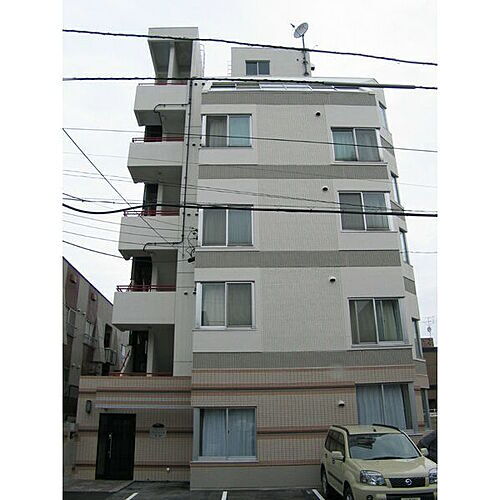 北海道札幌市豊平区平岸二条２丁目 5階建 築36年5ヶ月