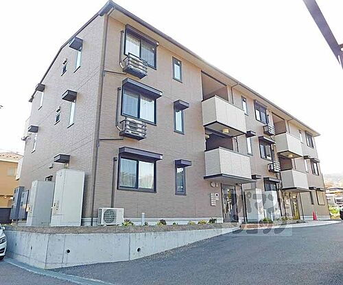 滋賀県大津市富士見台 3階建 築12年