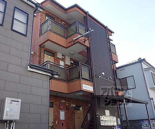 京都府京都市南区東九条中殿田町 築36年7ヶ月 3階建