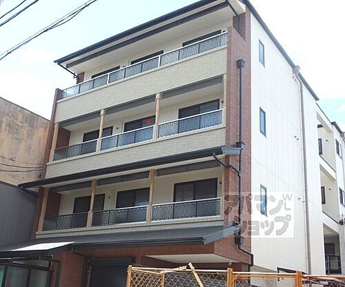 京都府京都市東山区大和大路通五条下る東入上梅屋町 築2年5ヶ月 4階建