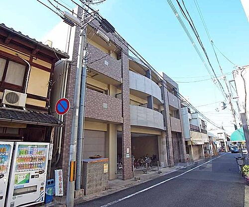 京都府京都市伏見区両替町１１丁目 築25年12ヶ月 4階建