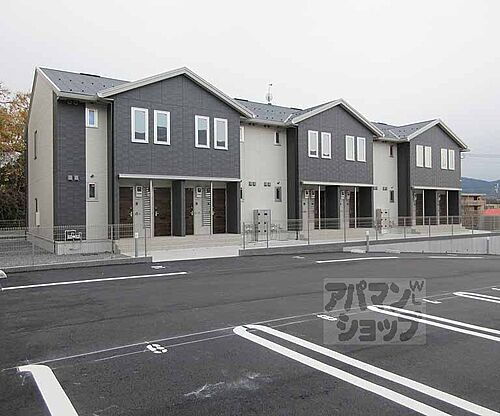 滋賀県大津市大江５丁目 築5年 2階建