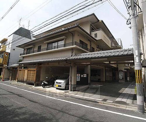京都府京都市下京区柳町 築30年 地上3階地下1階建