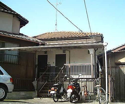 京都府京都市東山区今熊野南日吉町 築43年9ヶ月 2階建