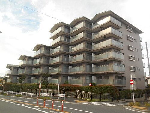 神奈川県横浜市金沢区平潟町 7階建 築32年5ヶ月