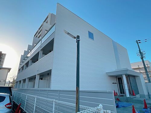 ｍａｉｓｏｎ　ｂｌａｎｃ 3階建