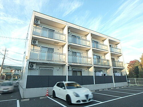 プランドールヒルズ 3階建