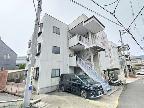 奈良県生駒市辻町 築33年6ヶ月 3階建