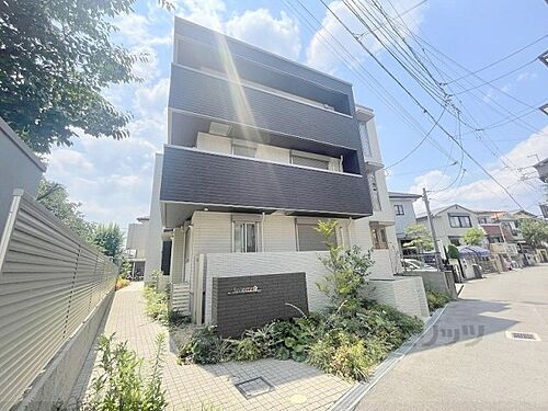 大阪府東大阪市御厨４丁目 築3年4ヶ月 3階建