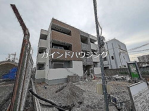 大阪府岸和田市土生町６丁目 3階建 