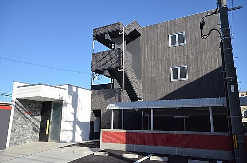 広島県広島市西区庚午中１丁目 3階建 築7年6ヶ月