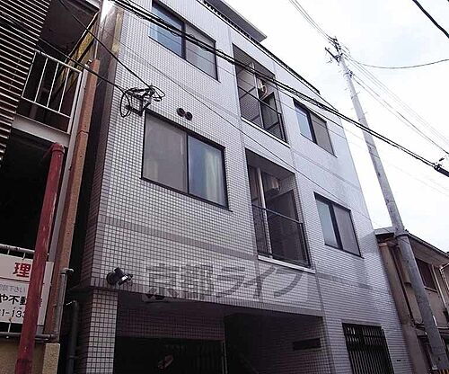 京都府京都市右京区太秦帷子ケ辻町 築37年10ヶ月 3階建