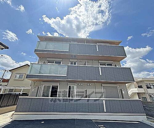 京都府京都市西京区下津林佃 3階建 