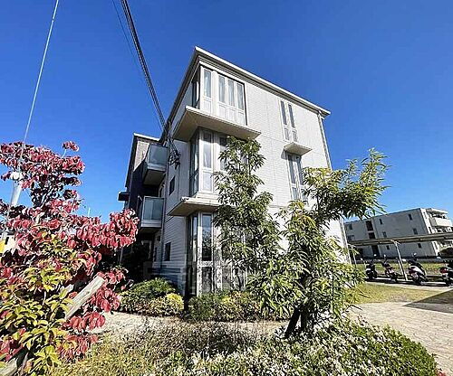 京都府京都市伏見区羽束師鴨川町 3階建 築12年1ヶ月