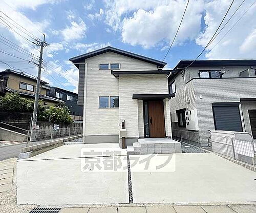 京都府京都市伏見区深草大亀谷六躰町 2階建 築2年2ヶ月