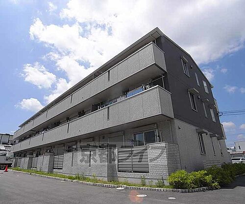 京都府京都市伏見区下鳥羽西芹川町 築12年7ヶ月 3階建