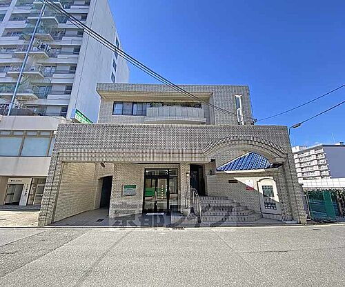 京都府京都市右京区西京極畔勝町 賃貸マンション