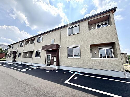 滋賀県大津市月輪３丁目  2階建