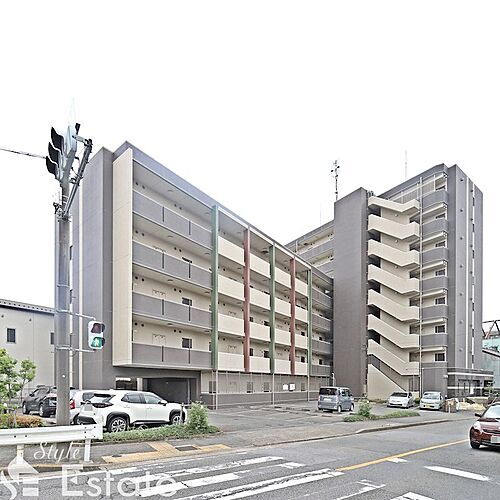 愛知県名古屋市昭和区曙町３丁目 8階建 築16年6ヶ月