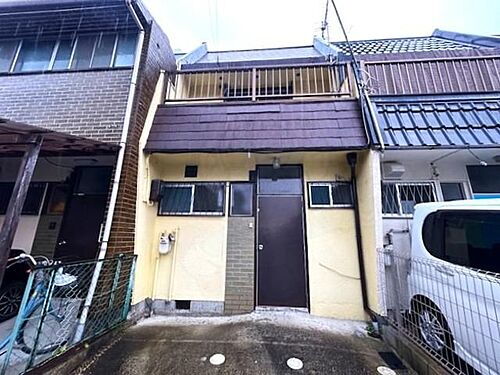 中曽司町テラスハウス 2階建