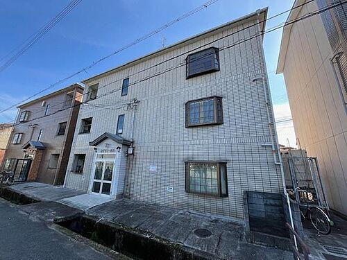 奈良県大和高田市礒野東町 築36年1ヶ月 3階建