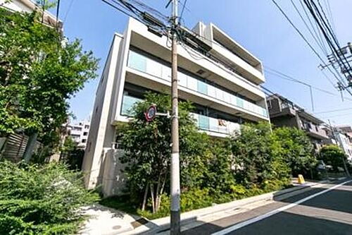 東京都新宿区余丁町 5階建 築6年11ヶ月