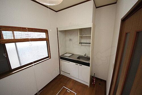 奈良県生駒市東旭ケ丘 築49年1ヶ月 3階建