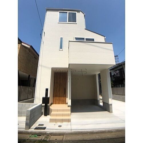 東京都世田谷区南烏山３丁目 3階建 築2年1ヶ月