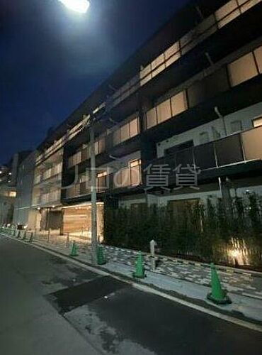 東京都品川区南品川６丁目 5階建 築2年8ヶ月