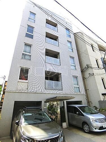 東京都目黒区平町１丁目 6階建 築22年4ヶ月