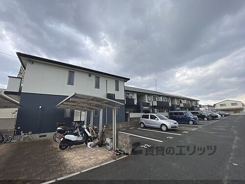 奈良県天理市櫟本町 2階建 築20年10ヶ月