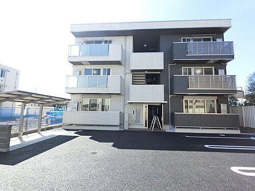 Ｄ－ＲＯＯＭ紅雲町　Ａ 3階建