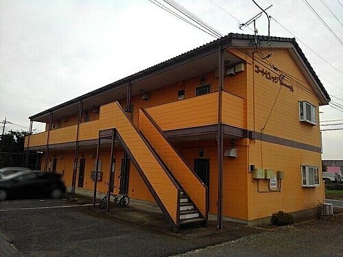 群馬県伊勢崎市香林町１丁目 2階建 築31年11ヶ月