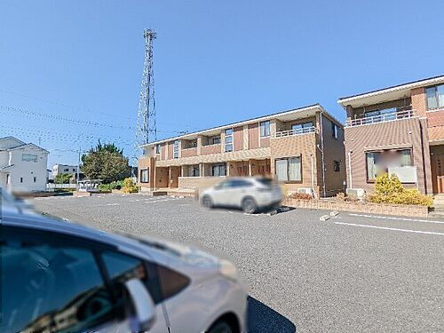 群馬県伊勢崎市市場町１丁目 賃貸アパート
