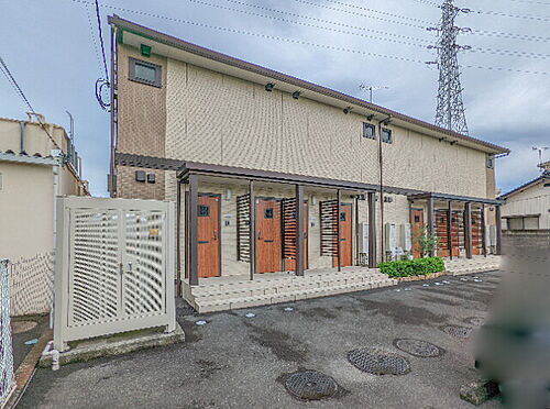 群馬県伊勢崎市連取元町 2階建 築10年6ヶ月