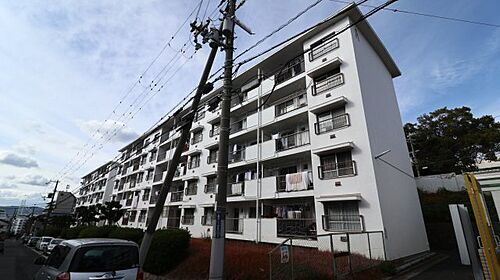 兵庫県神戸市垂水区上高丸１丁目 5階建 築53年4ヶ月