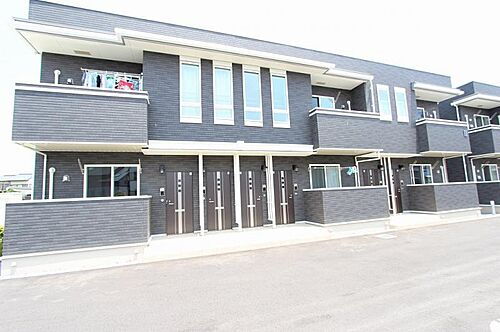 香川県高松市成合町 2階建 築8年6ヶ月
