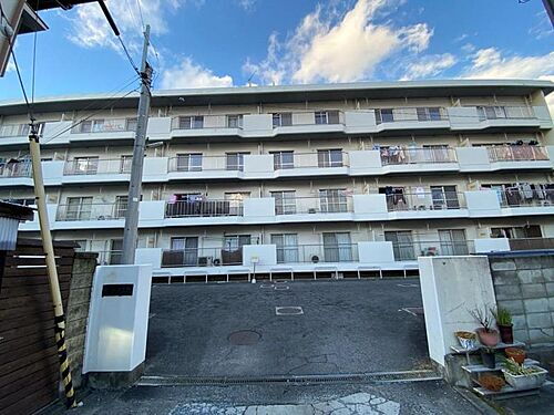 香川県高松市屋島西町 4階建 築47年4ヶ月