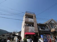京都府京都市右京区嵯峨天龍寺車道町 3階建 築33年5ヶ月