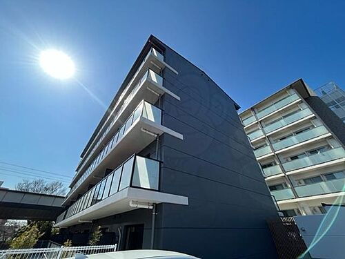 京都府京都市右京区太秦安井小山町 築3年9ヶ月 5階建