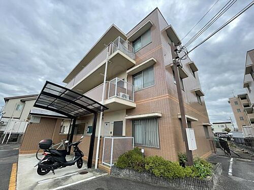 京都府京都市西京区川島野田町 3階建