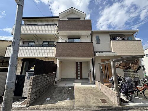 京都府京都市西京区上桂御正町 築8年11ヶ月 3階建