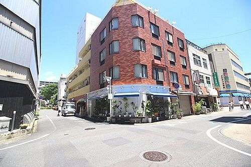 岡山県岡山市北区中山下１丁目 8階建 築43年7ヶ月