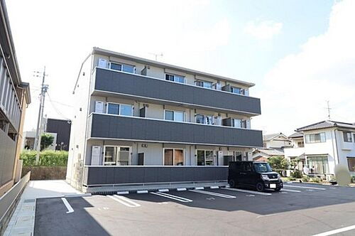 岡山県岡山市中区平井６丁目 3階建 築4年11ヶ月