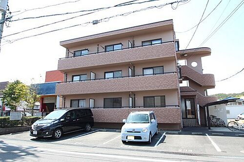 岡山県岡山市北区西崎本町 3階建 築20年10ヶ月