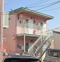 神奈川県横浜市南区中里1丁目 2階建 築38年4ヶ月