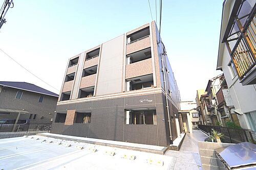 兵庫県神戸市東灘区深江南町２丁目  4階建