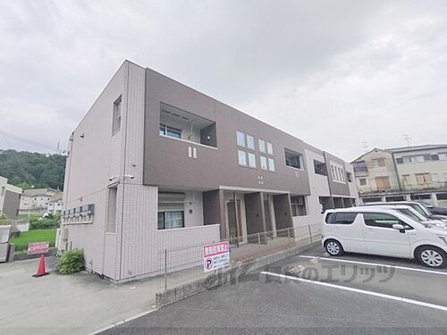 奈良県生駒市辻町 築8年9ヶ月 2階建