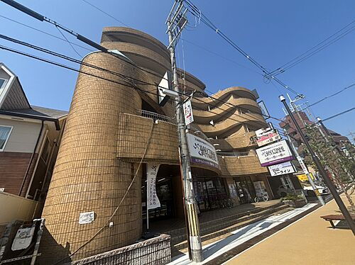 大阪府寝屋川市大利町 賃貸マンション