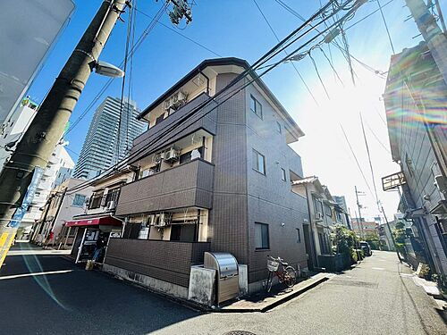 大阪府寝屋川市香里北之町 築29年6ヶ月 3階建